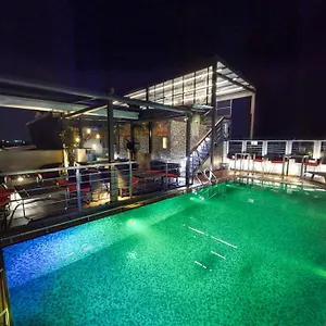 https://platinum-grand.hotels-in-dhaka.com